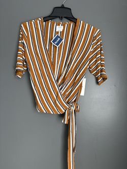Medium Cropped Yellow Striped Top