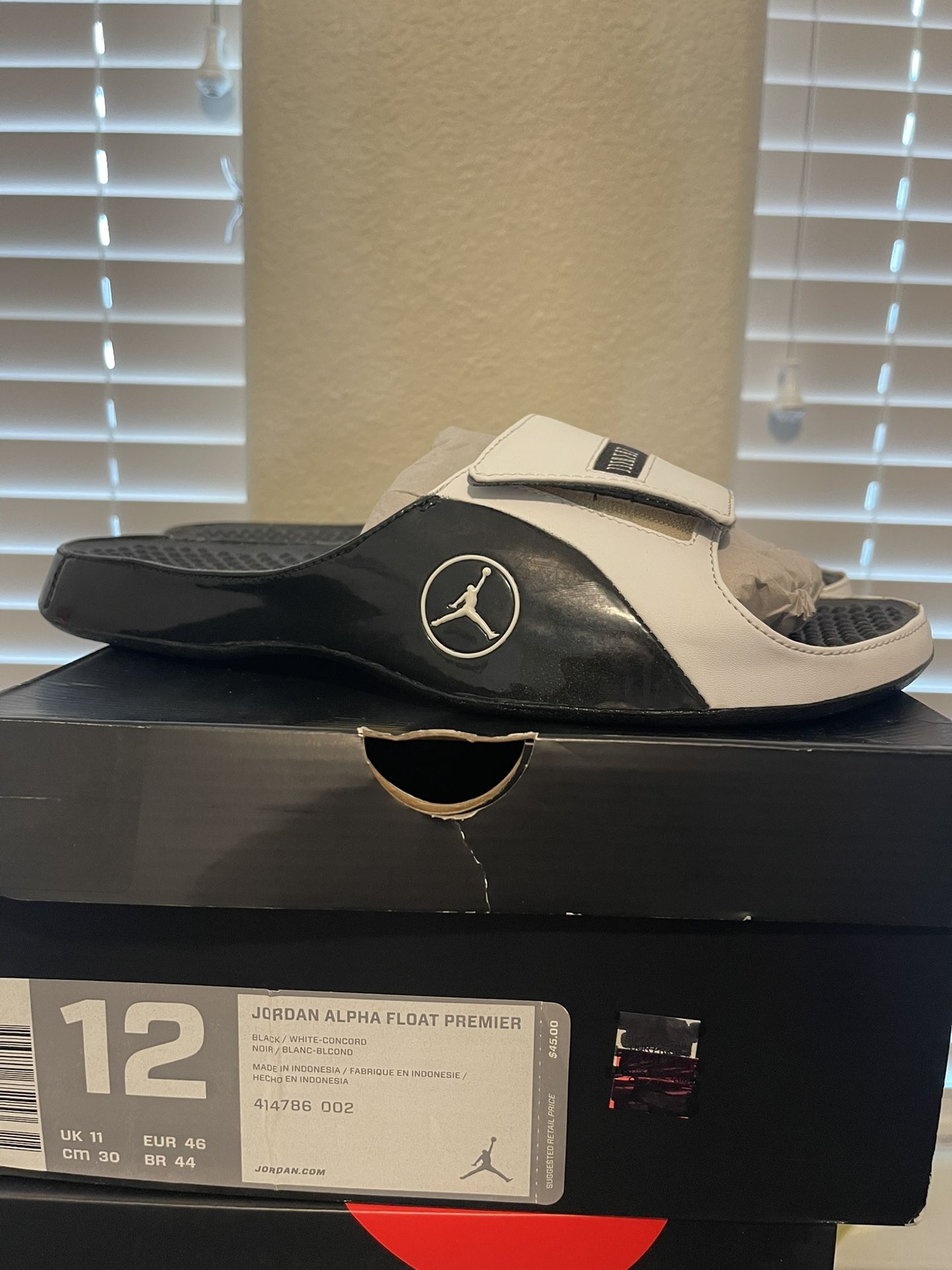 Jordan Concord Slides 2012 DS Size 12