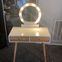 Small Vanity Desk With Working Lights And Cushioned Seat Set