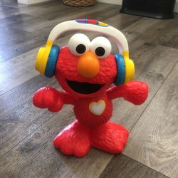 Dancing Elmo 