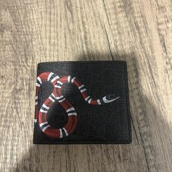Men’s Snake Design Bifold Wallet