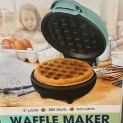 Set of Farberware Knives, blender, Instant Pot, Scale, Toaster and waffle maker