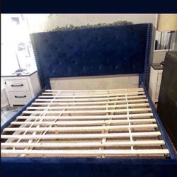 King Bed  Frame In Good Condition  $400