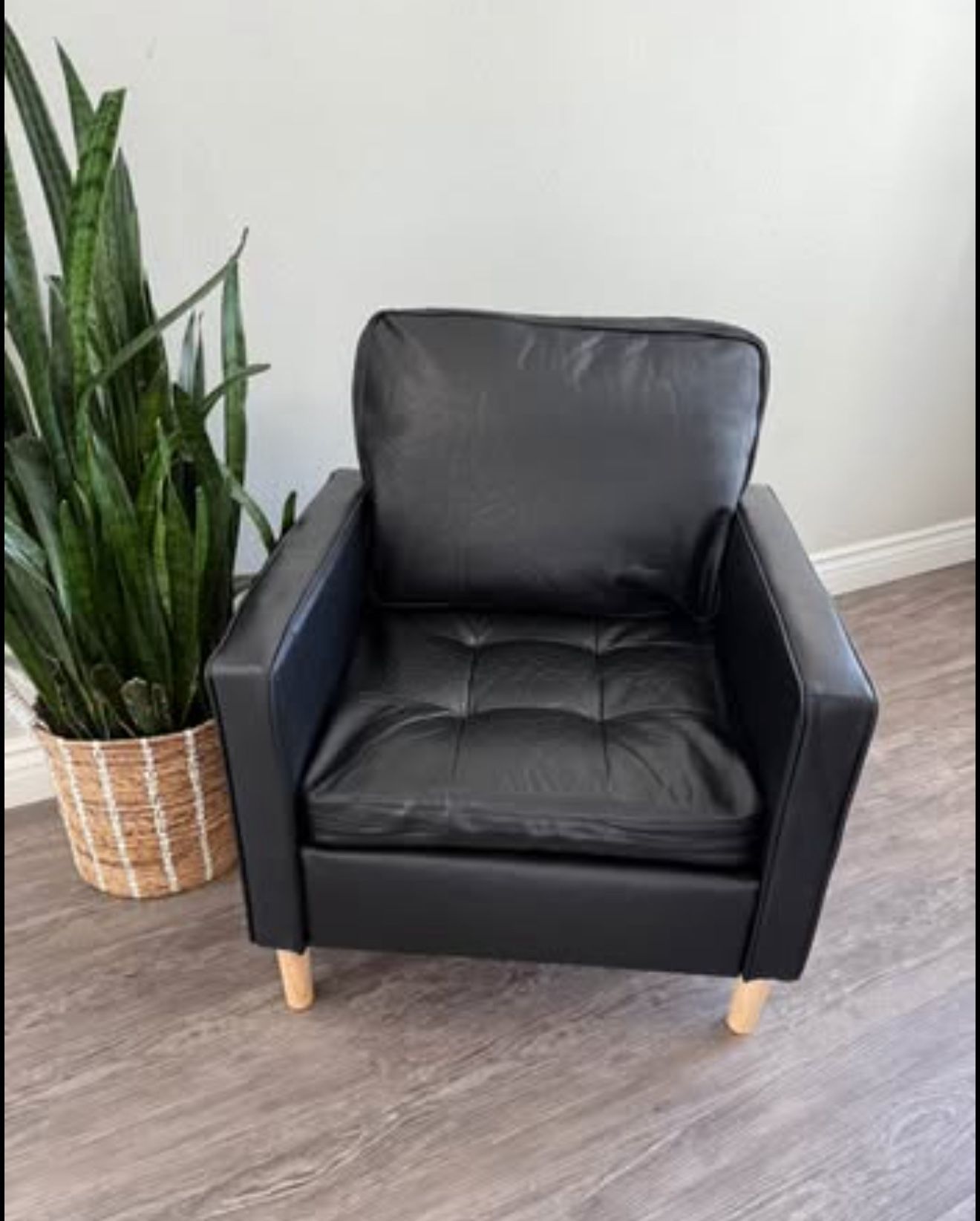 Faux Leather Comfy Black Accent Arm Chair Single Sofa Living Room, Bedroom Chair Reading Chairs for