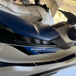 2 2023 Yamaha Jet Skis 