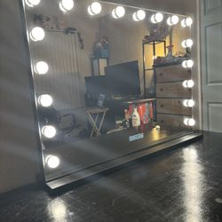 Vanity Mirror 