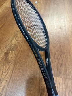 Wilson Pro Staff 97 V13 Tennis Racquet – 315g – 4 1/4 Grip