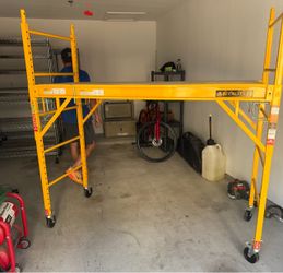 2 Metaltech Multipurpose 6ft. Baker-Style Scaffold