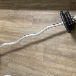 Olympic EZ Curl Bar With 40lbs Of Weights Curling Bar Weight Lifting 