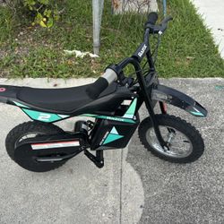 Razor MX125 Kids Electric Bike