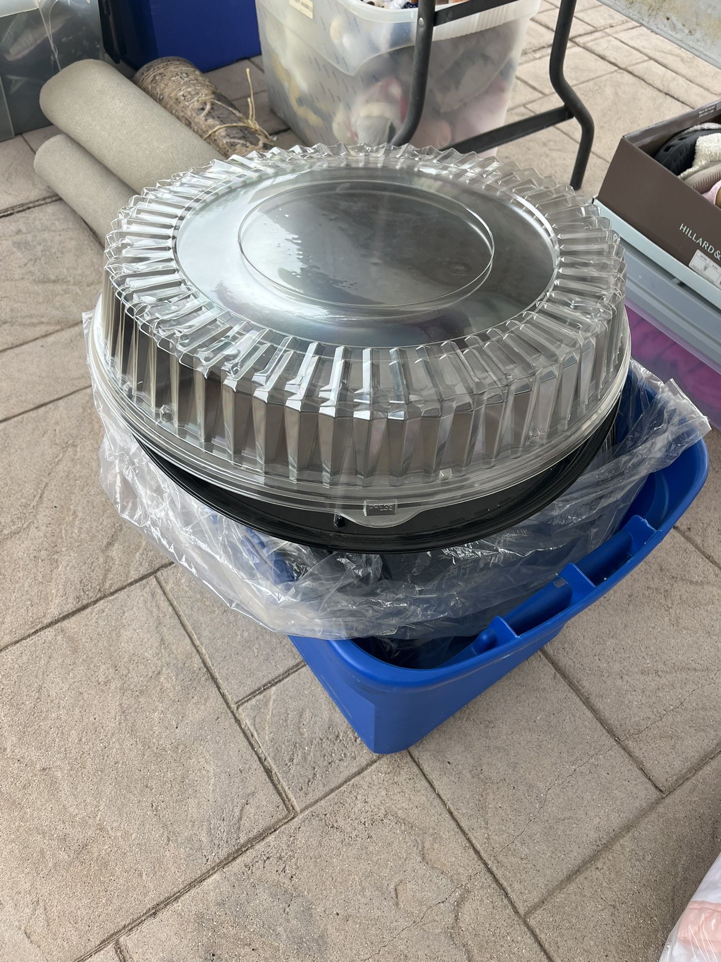 Round Party Platters With Kids