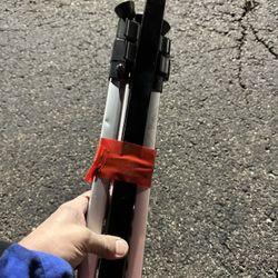 Metal Telescoping Paint Easel