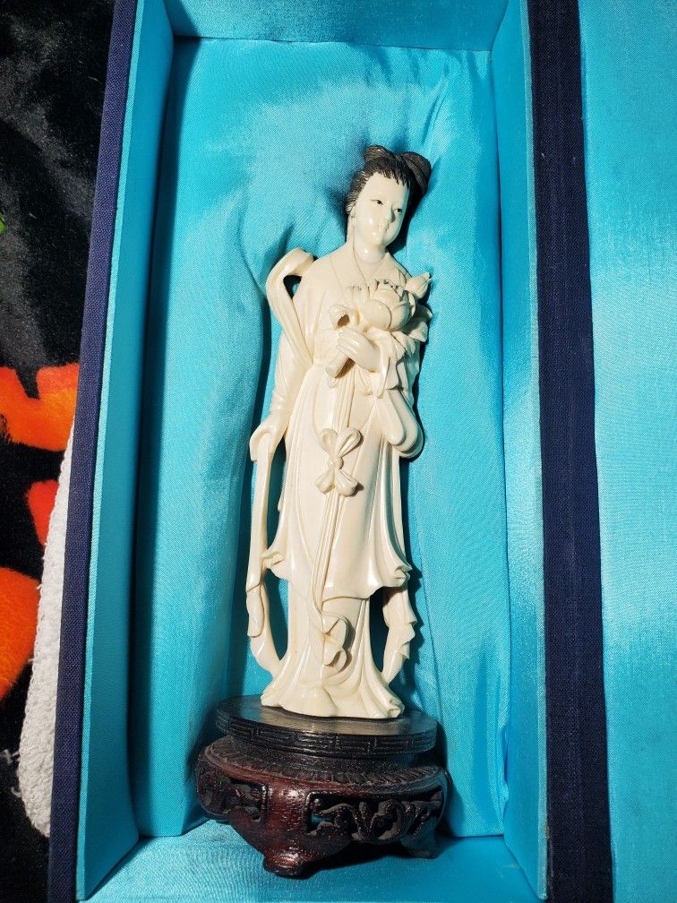 Vintage 1920 Ivory Statue