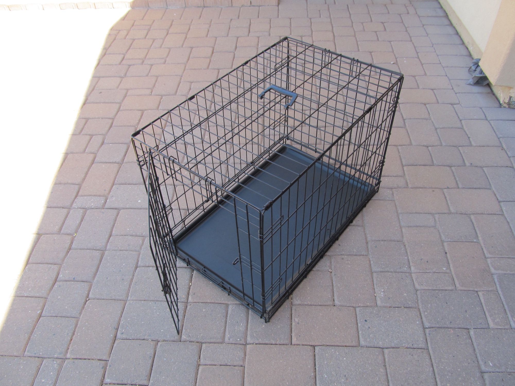 Medium / Large Wire Dog Crate Kennel