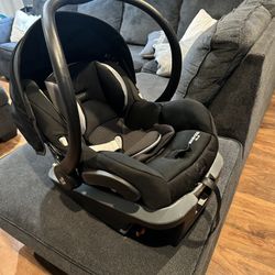 Máxi  Cosi Adorra Stroller 