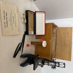 Stellar vintage microscope w/ slides and more in wooden box