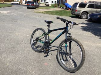 GT palomar mountain bike. Frame size 17 for Sale in Springfield