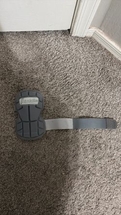 Franklin batters hand guard