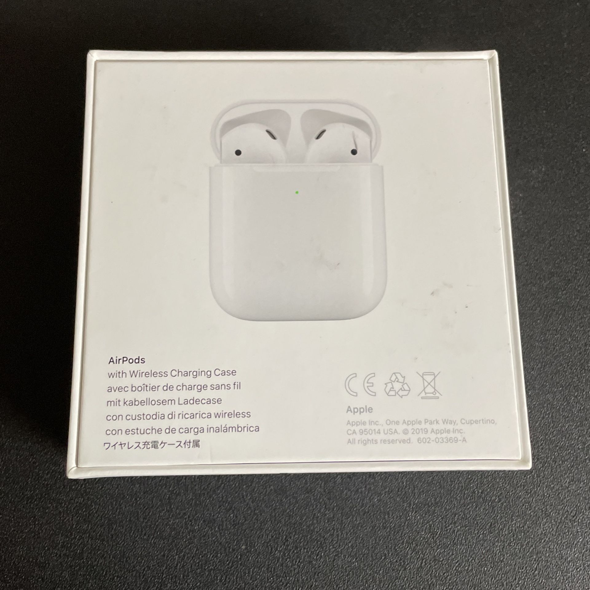 Apple AirPods 2nd Gen | Wireless Charger Case