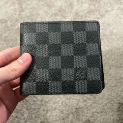 Black Louis Vuitton Wallet 
