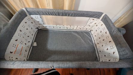 Like New Gray Bassinet 3 in 1