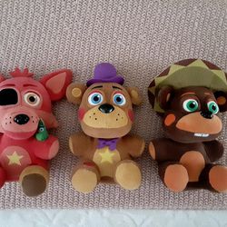 Funko Five Nights At Freddys Bundle, set of 3. Items are in great condition, and have no visible tears or damage