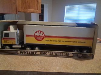 Vintage Nylint GMC “18-Wheeler” MAC Tools Truck
