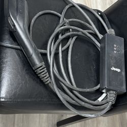 Jeep Wrangler Charger