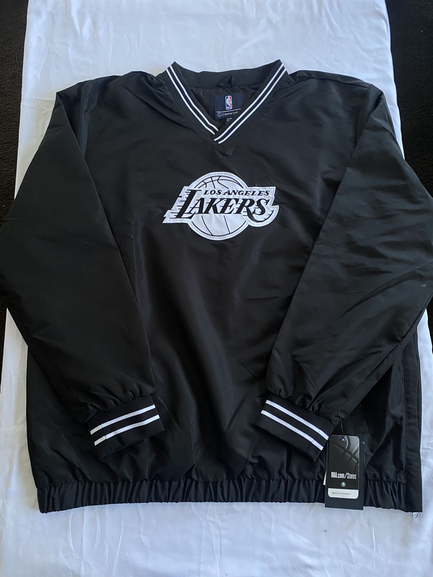 Los Angeles Lakers Pull Over Windbreaker Size XL