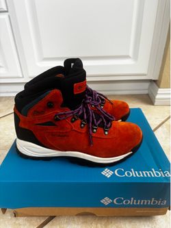 Columbia Women’s Hiking Boots Size 8.5