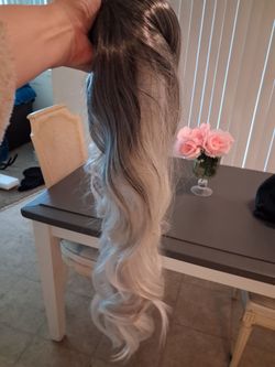 Gray bleached ends synthetic cap classic wig new