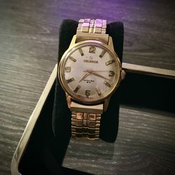 Vintage helbros 21 jewel watch