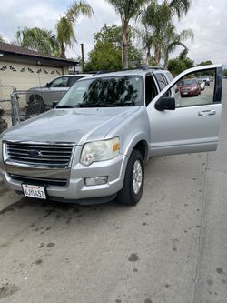 2011 Ford Explorer