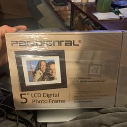2 Pandigital 5” LCD Digital Photo Frames