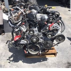 Tengo motor para una 2013 ford f250 6.7 con 136 mil millas tengo diferencial tambien puertas caja suspension lo que ocupe deje saver