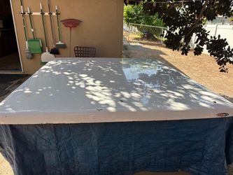 Tundra 6.5 ft. FIBER GLASS bed cover
