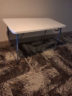 Plastic Folding Table with Metal Legs