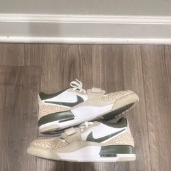 Nike Jorden Shoes For Men’s Size 11