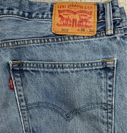 Levi’s 505 Regular Fit Size 36x30