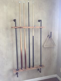 Pool cue holder
