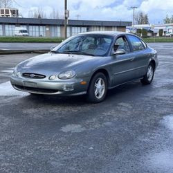 1999 Ford Taurus