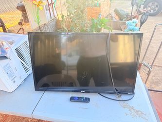 ONN. 32-Inch Roku TV with Remote