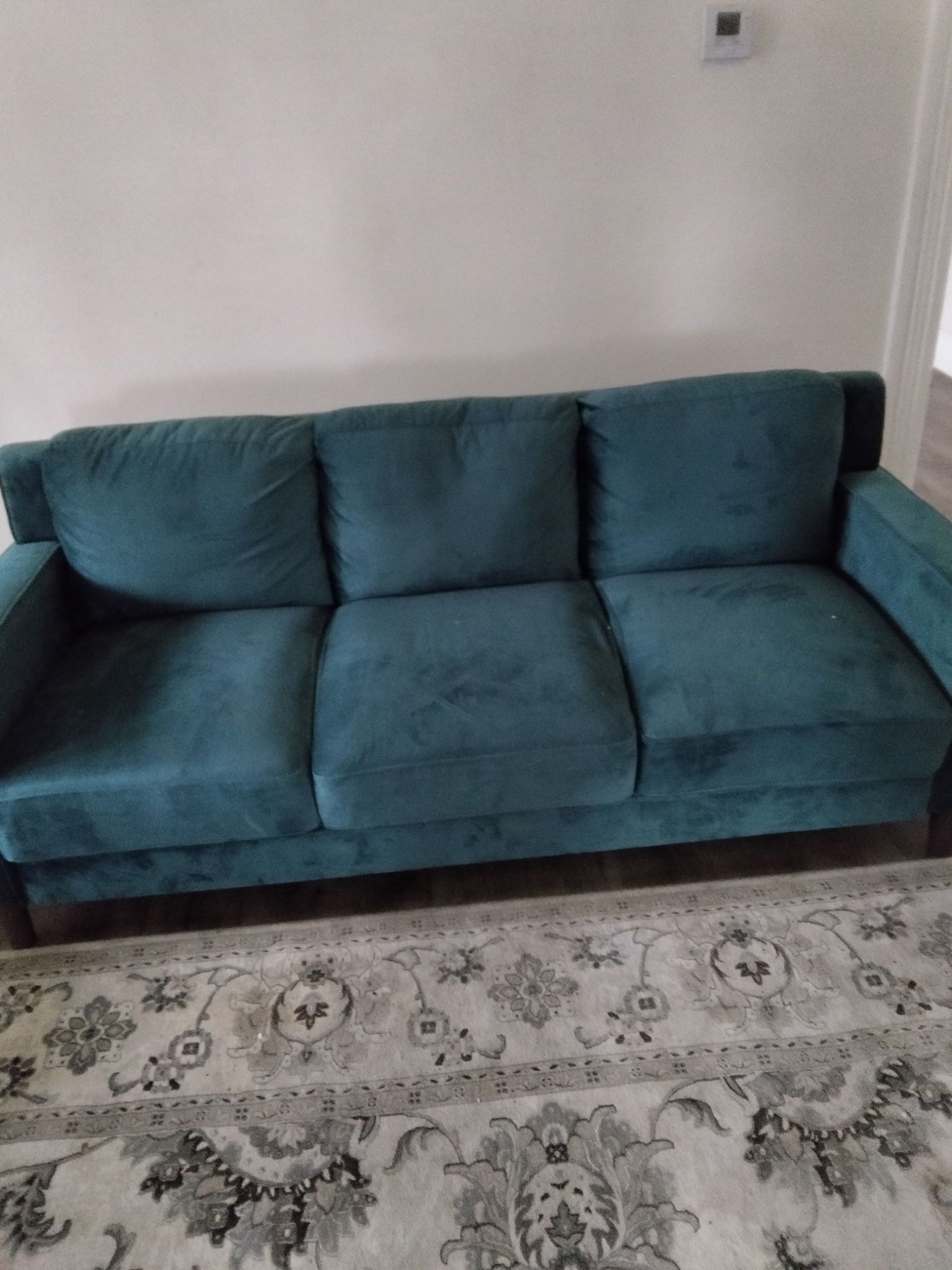 Selling 2 Couches Sofa
