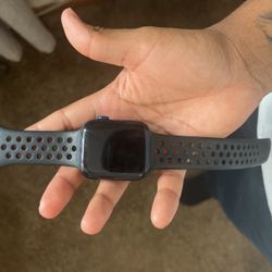 Apple Watch Series 6