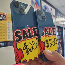 iPhone 13 128gb AT&T or Cricket