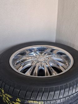Chrome 20in Rims with tires 275/55/20