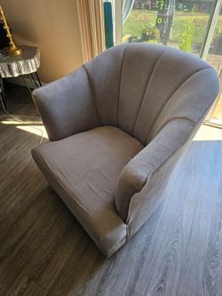 Free Furniture
