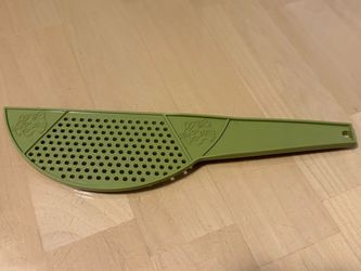 60’s Avocado Green Pot Strainer Esso Exxon Memorabilia s