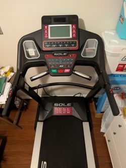 Sole F80 treadmill
