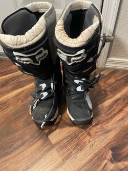 W7 Dirt Bike Boots - mildly used